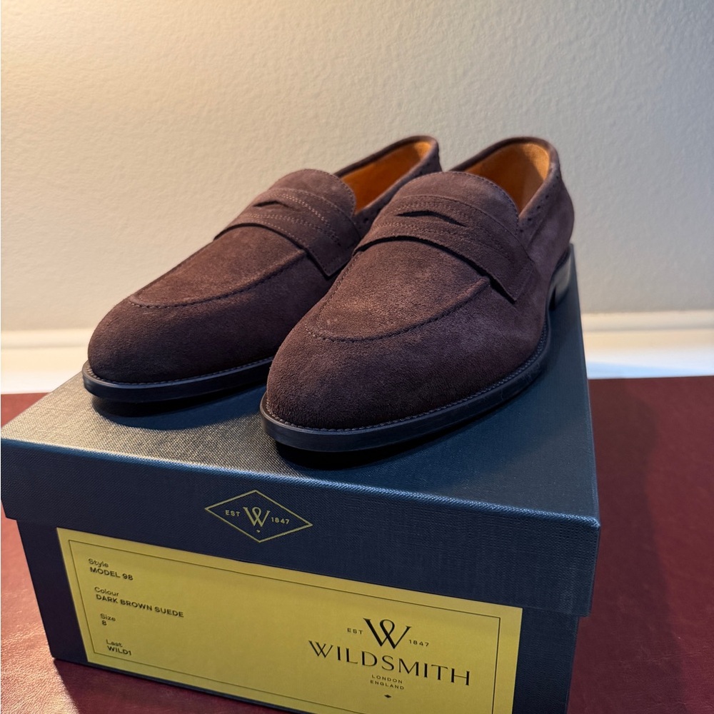 Wildsmith Model 98 Dark Brown Suede Loafer Size 9US